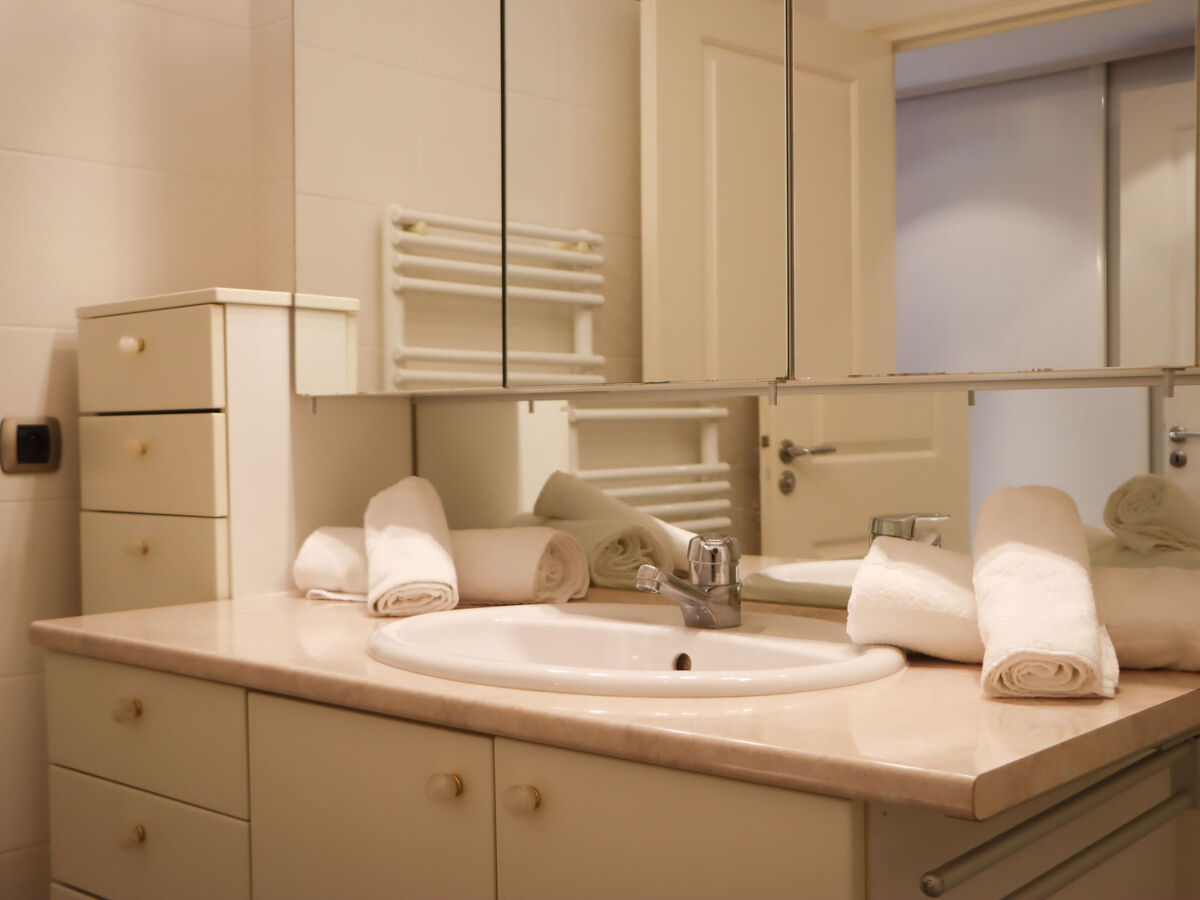 Cristal Croisette – Apt 3 chambres vue mer à Cannes - Photo 23