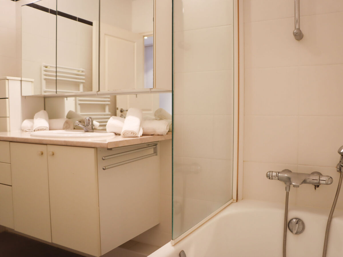 Cristal Croisette – Apt 3 chambres vue mer à Cannes - Photo 24