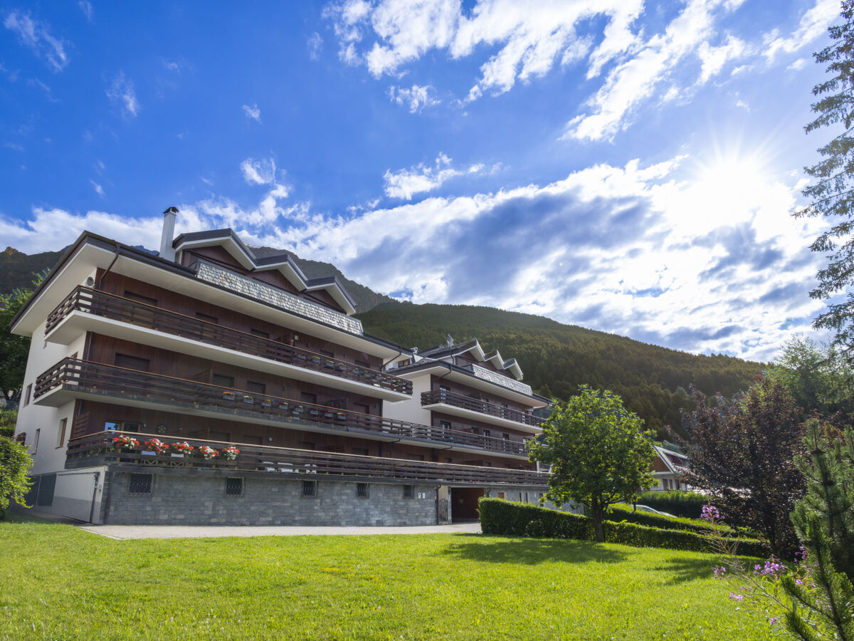 Apt Monte Umbrail, Bormio – Rénové 2025, Vue Montagnes - Photo 5