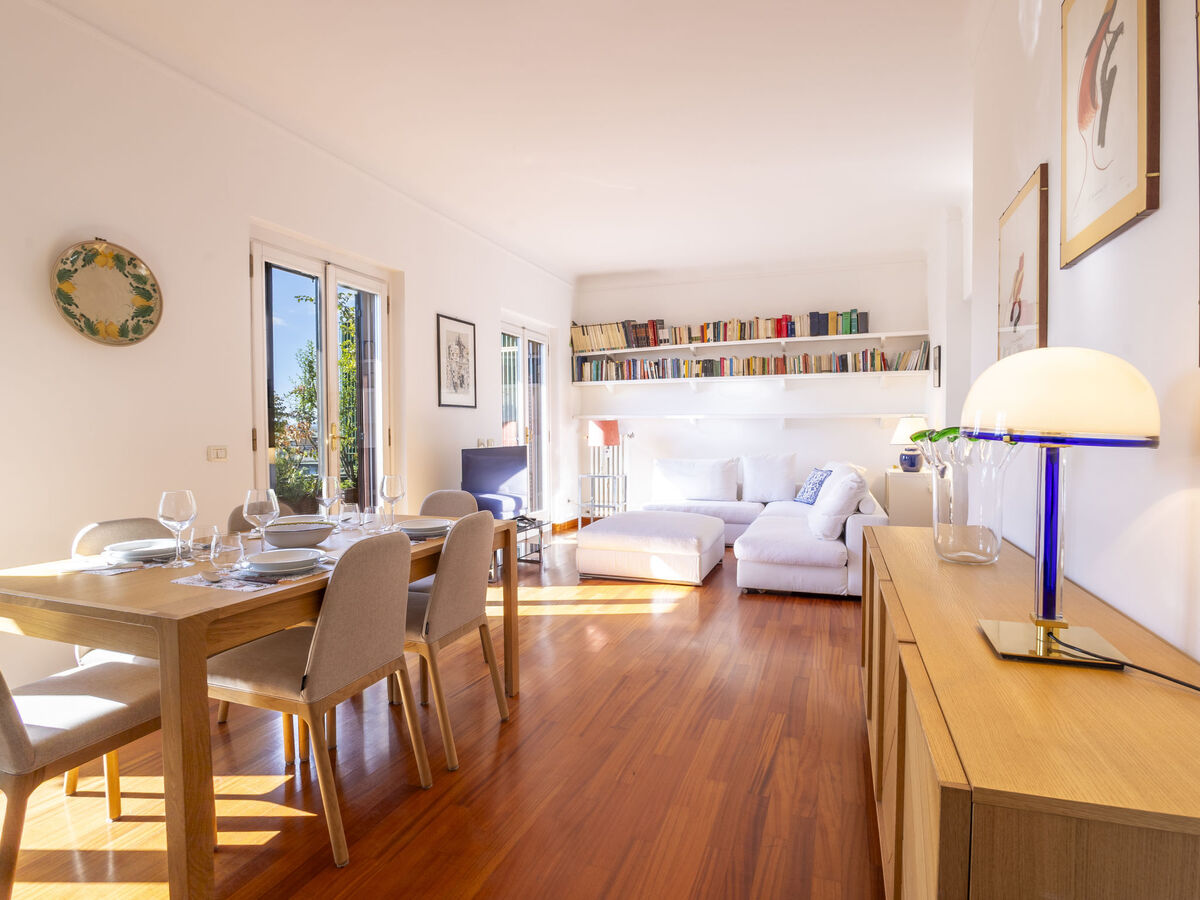 Appartement sous les toits avec terrasse 50 m², Milan - Photo 1