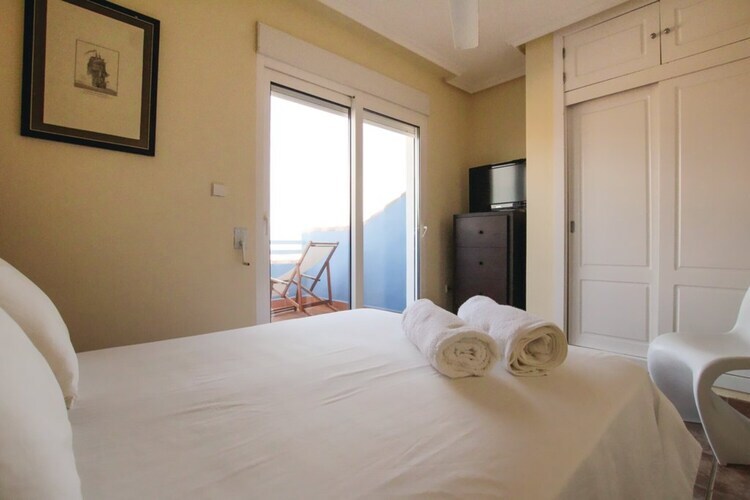 Maison 3 chambres avec piscine à 10 m de la plage - Photo 12