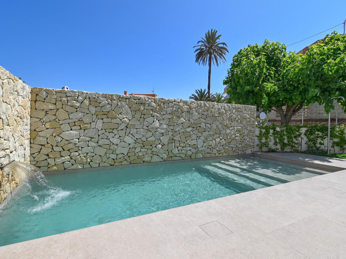 Villa 5 chambres avec piscine privée à 25m de la plage - Photo 4