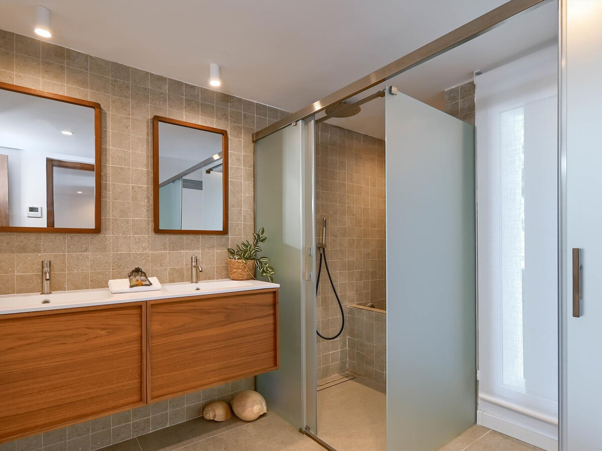 Villa 5 chambres avec piscine privée à 25m de la plage - Photo 11