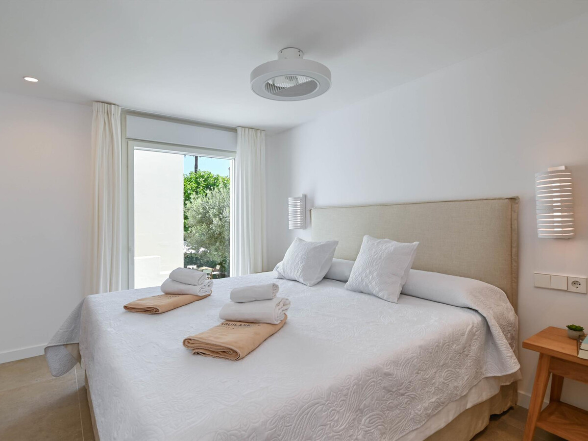 Villa 5 chambres avec piscine privée à 25m de la plage - Photo 12