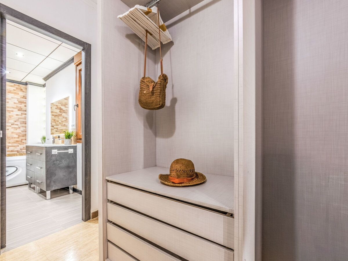 Corbella – Maison 4 chambres avec piscine privée - Photo 15