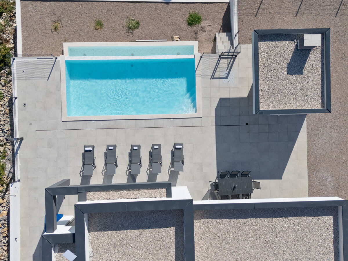 Villa Sime à Maslenica : piscine privée et terrasse vue mer - Photo 26