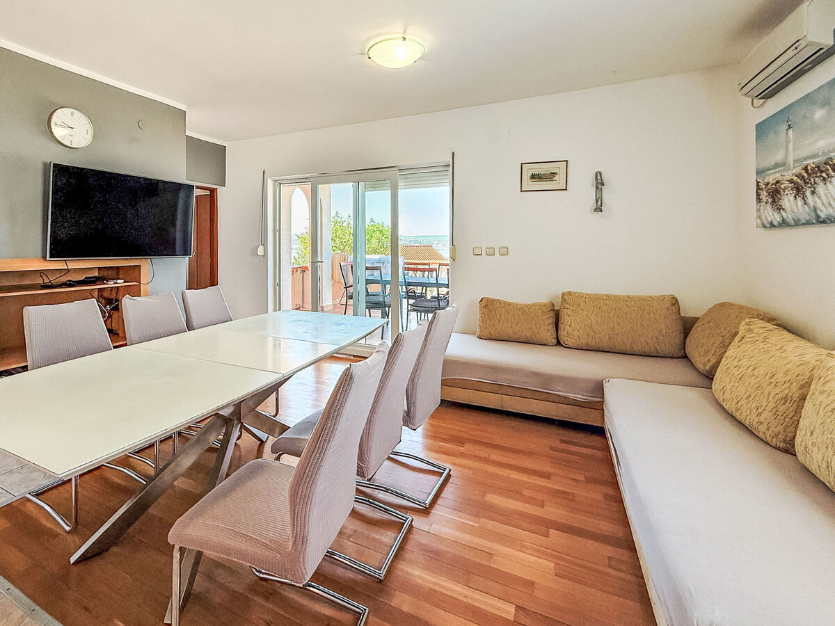 Maison Maja à Maslenica, piscine privée face à la mer - Photo 11