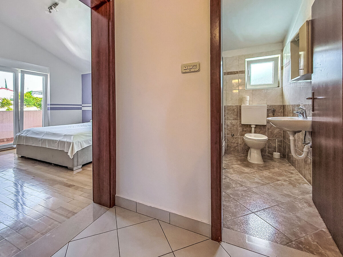Maison Maja à Maslenica, piscine privée face à la mer - Photo 15