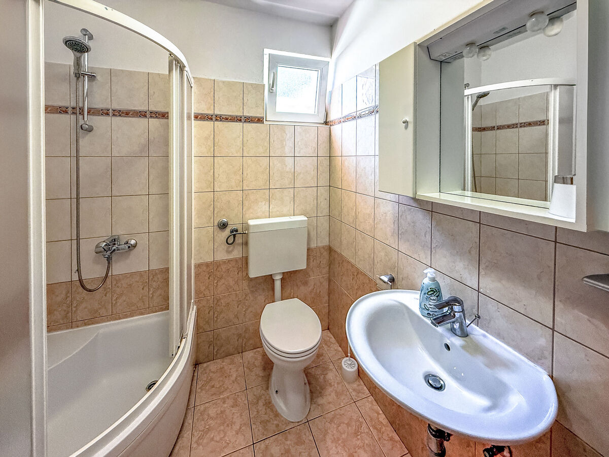 Maison Maja à Maslenica, piscine privée face à la mer - Photo 24