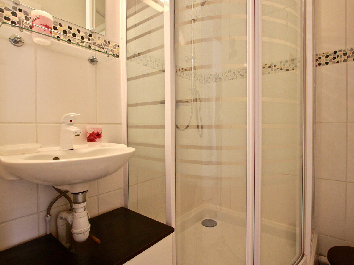 Studio cabine 4 pers. à Chamrousse, animaux acceptés - Photo 10