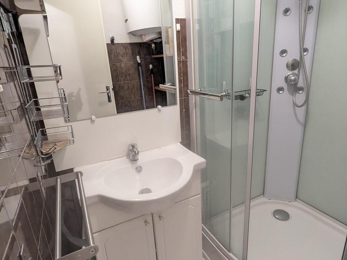 Studio 18m² aux Adrets-Prapoutel, balcon vue vallée - Photo 8