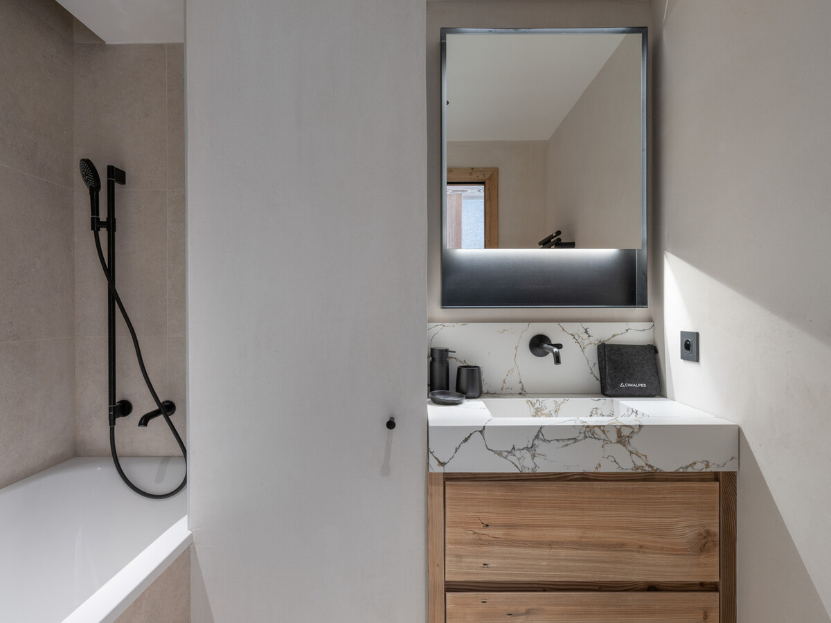 Duplex neuf 5 chambres avec sauna et accès pistes à Méribel - Photo 8