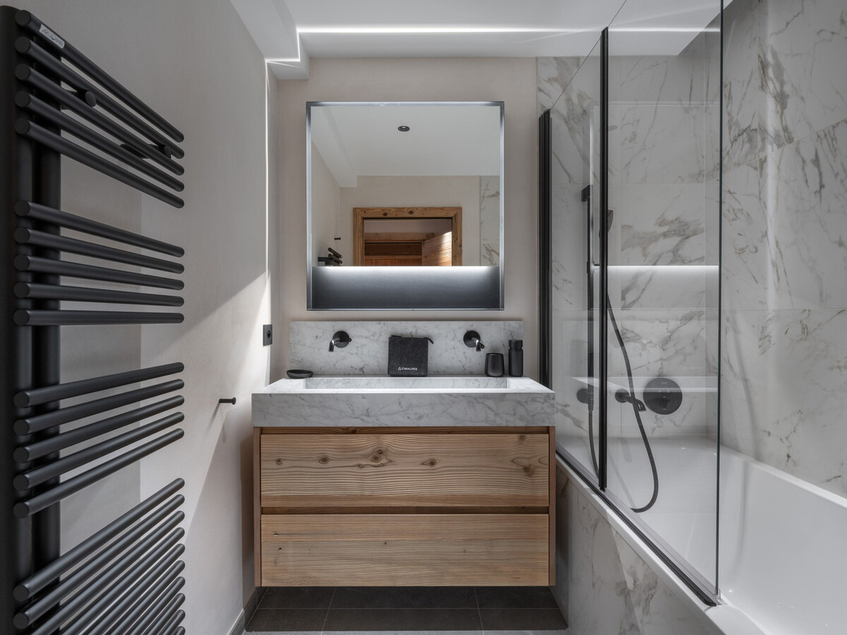 Duplex neuf 5 chambres avec sauna et accès pistes à Méribel - Photo 12