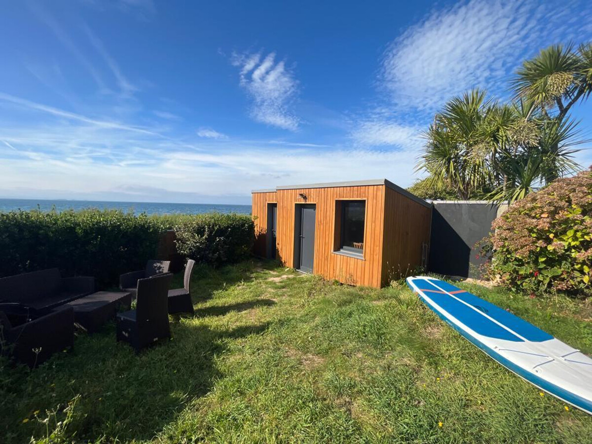 Chalet en première ligne de mer à Fermanville - Photo 3