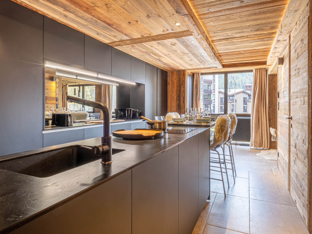 Appartement 55m² rénové, 6 personnes, 2 balcons à Val-d'Isère - Photo 6