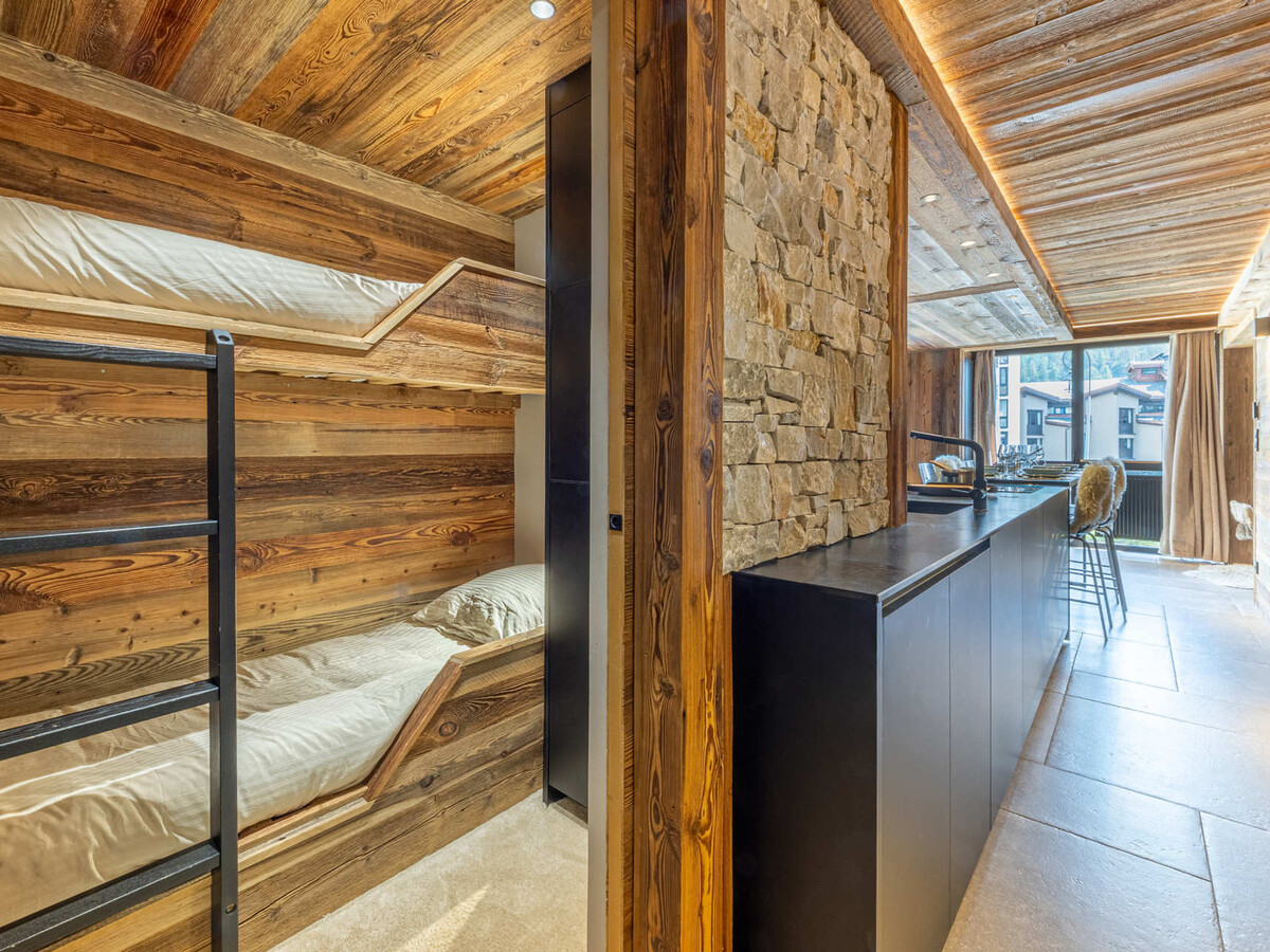 Appartement 55m² rénové, 6 personnes, 2 balcons à Val-d'Isère - Photo 9