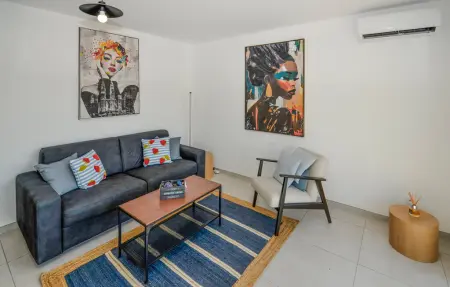 Appartement 2 chambres Cannes, terrasse et vue montagnes : photo 3