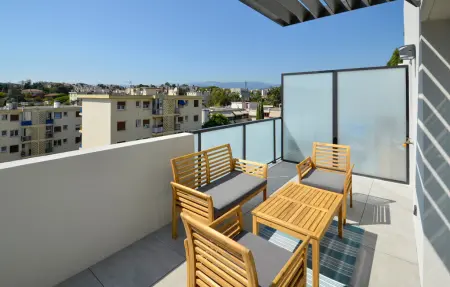 Appartement 2 chambres Cannes, terrasse et vue montagnes : photo 11