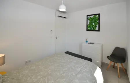 Appartement 2 chambres Cannes, terrasse et vue montagnes : photo 20