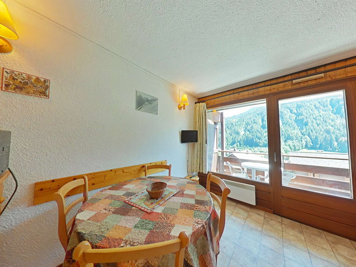 Studio 4 pers au pied des pistes, balcon sud - Photo 4