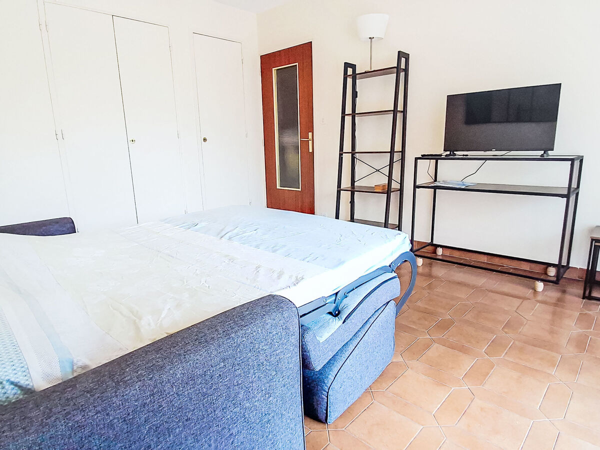 Studio 35 m² Le Clin Foc à 300 m de la mer - Photo 9