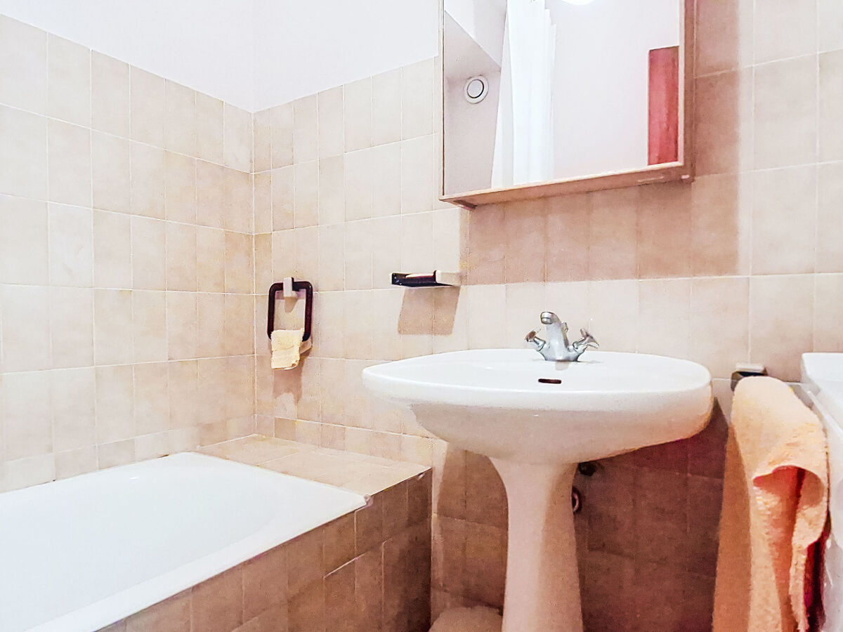 Studio 35 m² Le Clin Foc à 300 m de la mer - Photo 10