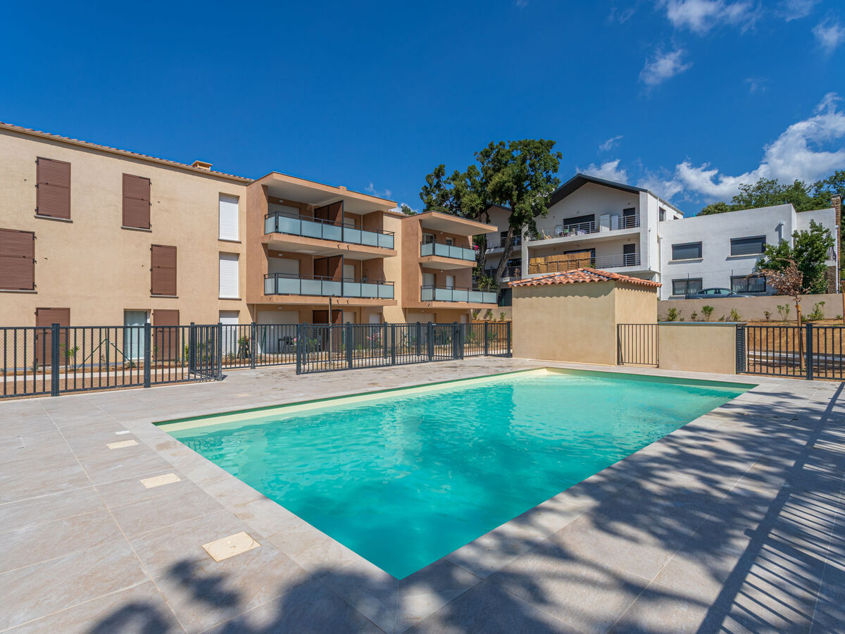 Appartement 3 pièces neuf avec piscine à Bormes-les-Mimosas - Photo 1