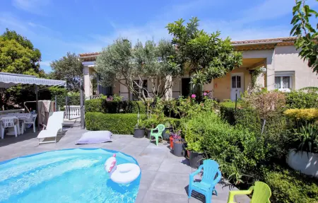 Maison 3 chambres piscine privée à Bédarrides : photo 12