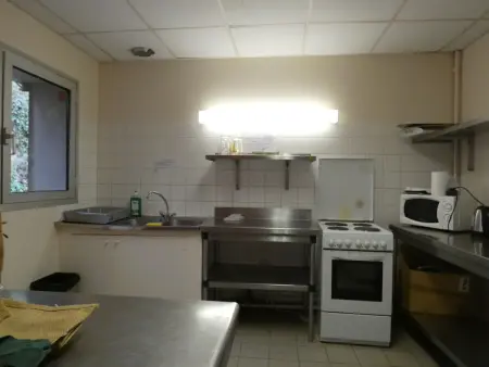 Gîte de groupe avec salle polyvalente et parking à Boncourt : photo 5