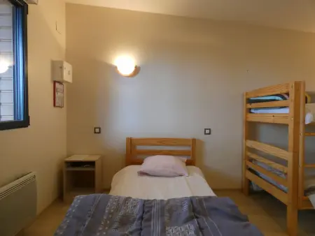 Gîte de groupe avec salle polyvalente et parking à Boncourt : photo 9