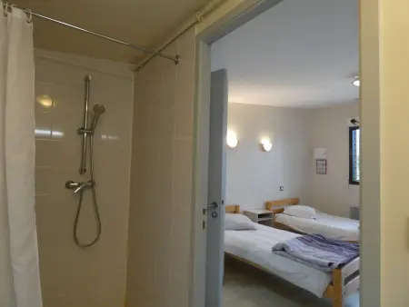 Gîte de groupe avec salle polyvalente et parking à Boncourt : photo 14