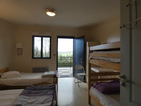 Gîte de groupe avec salle polyvalente et parking à Boncourt : photo 15