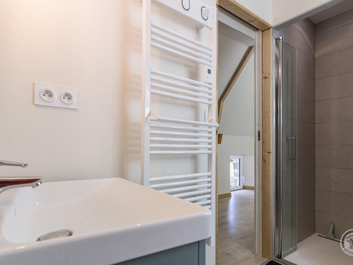 Gîte 4 chambres, accès PMR, jardin au bord de l'eau - Photo 17