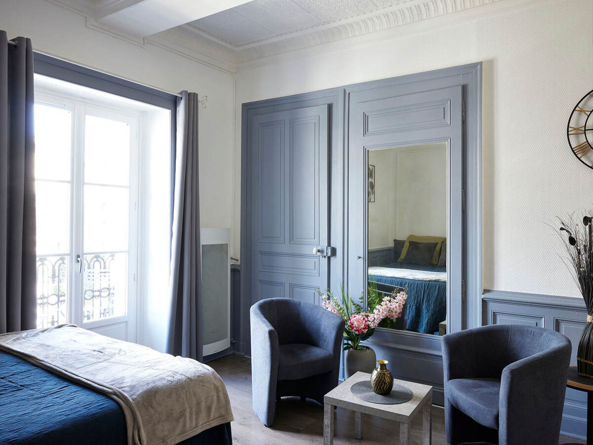 Studio rénové balcon, centre d'Aix-les-Bains - Photo 1