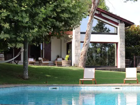 Somptueuse villa Basque avec vue sur la Rhune et grand jardin : photo 9