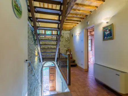 Podere San Giuseppe – Maison 270 m² avec piscine privée en Toscane : photo 33