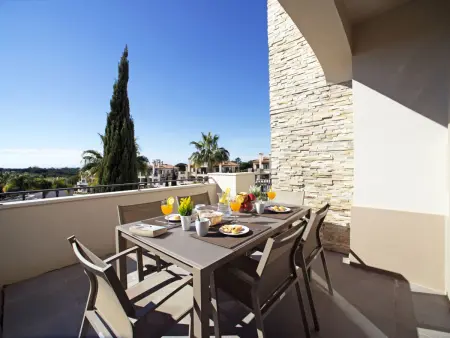 Pine Hills Jade – Apt 3 pièces, terrasse 73 m², piscine : photo 23