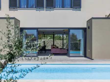 Villa Qube n' Qube – 4 chambres, piscine chauffée à Pula : photo 2