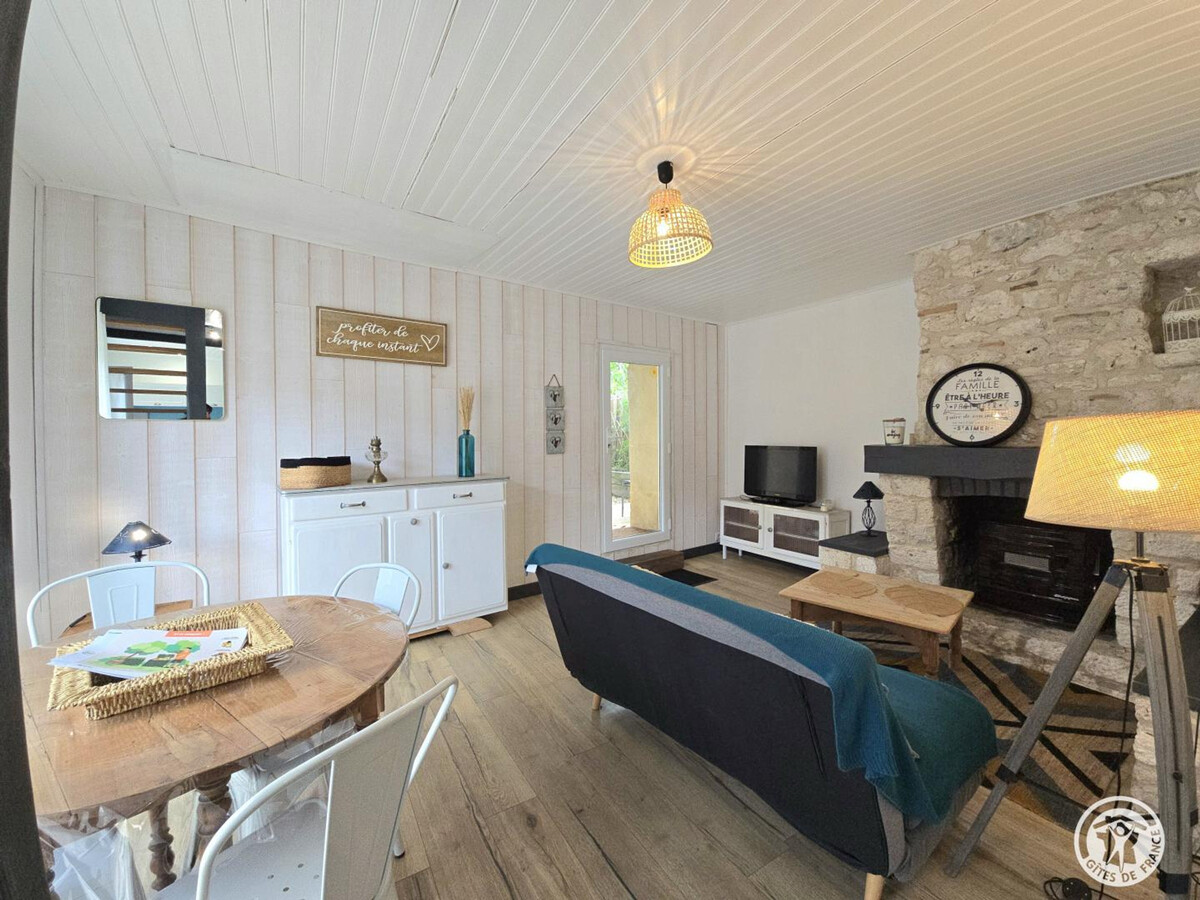 Gîte 6 pers. Périgord Pourpre, piscine 8x4m et barbecue - Photo 6