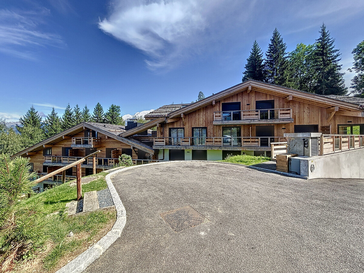 Appartement 43 m² Combloux, balcon, parking et casier ski - Photo 2