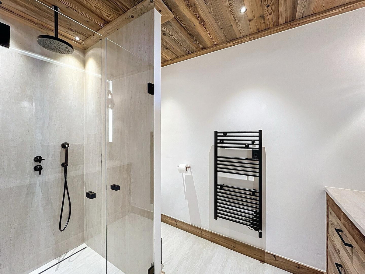 Appartement spacieux 4 chambres avec WIFI à Val-d'Isère - Photo 7