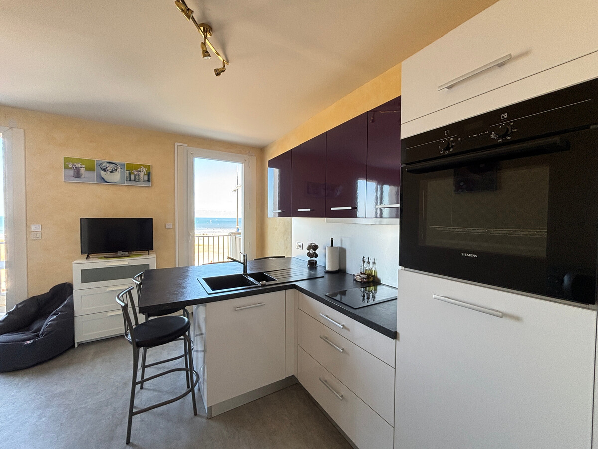 Studio 4 pers sur le remblai face plage aux Sables - Photo 5