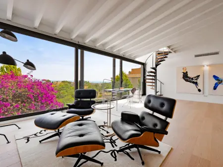 Location villa à Palma de Mallorca, Villa moderne avec piscine et parking à Palma