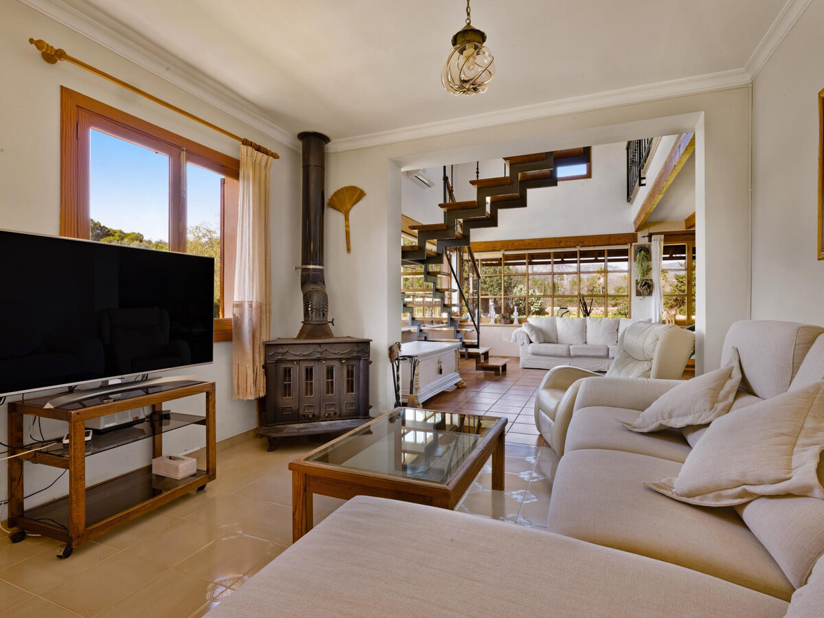 Villa 3 chambres à Palma : 8 430 m² nature et piscine privée - Photo 2