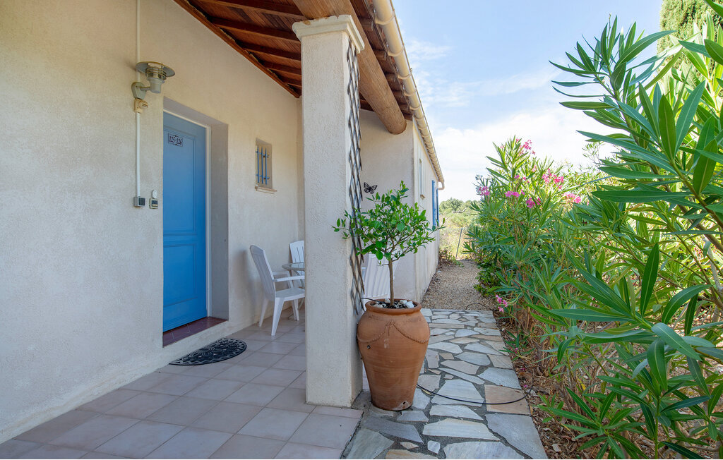 Maison Roquebrune-sur-Argens avec piscine commune - Photo 18