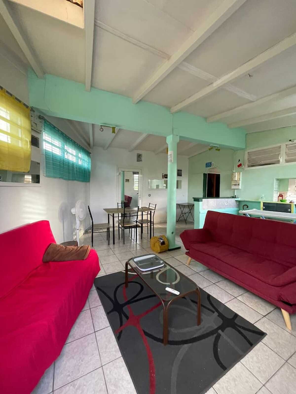 Maison 1 chambre à Baie-Mahault, climatisée et terrasse - Photo 1