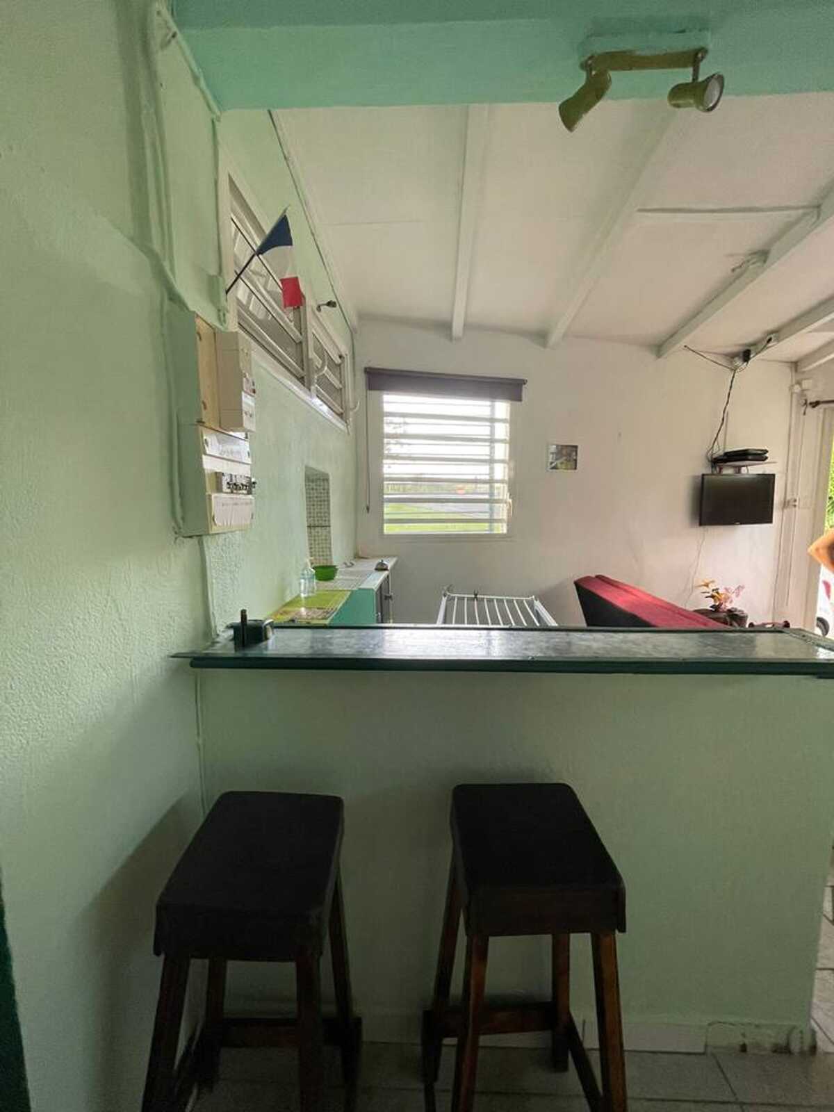 Maison 1 chambre à Baie-Mahault, climatisée et terrasse - Photo 4