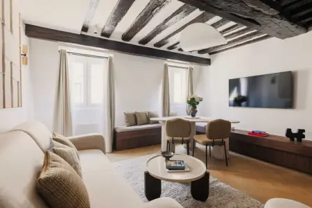 Location appartement à Paris, Appartement 2BR/6P climatisé - Notre-Dame de Paris