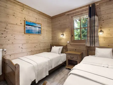 Chalet indépendant à Courchevel 1650 avec sauna, 4 chambres, parking : photo 9
