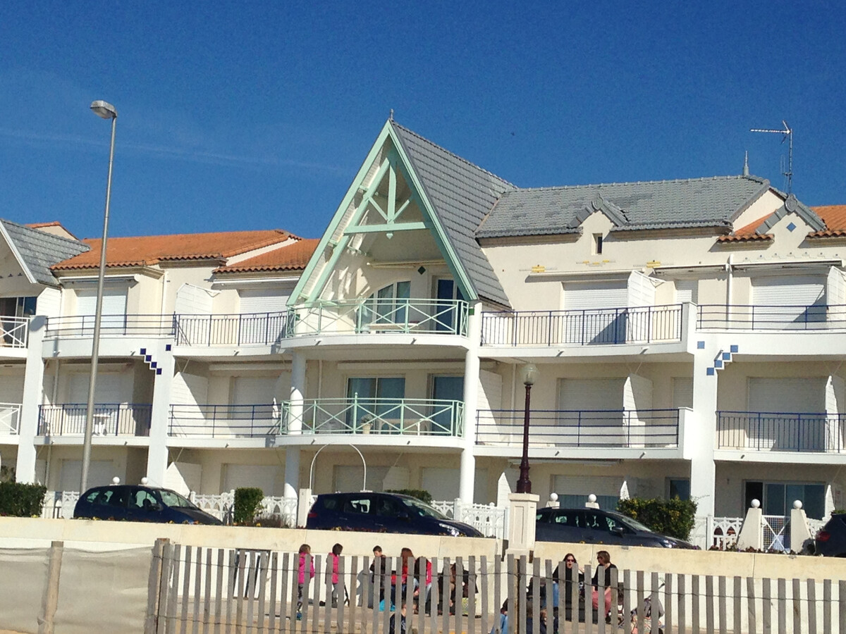 T2bis face à l'océan avec piscine à Châtelaillon-Plage - Photo 12